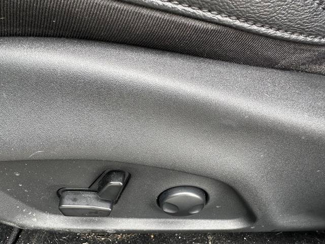 Used 2023 Jeep Compass Limited AWD/4WD image 14