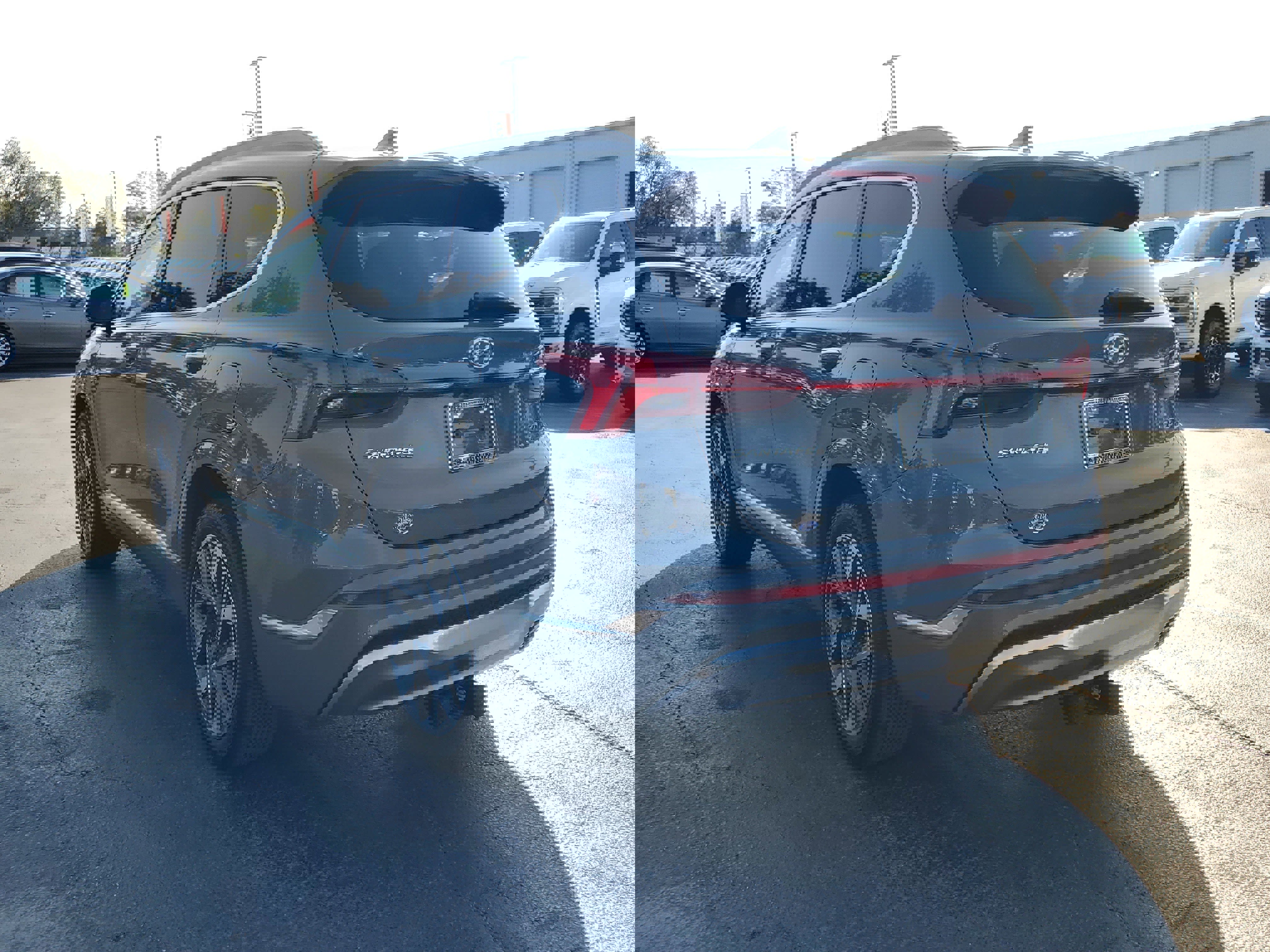 Used 2023 Hyundai Santa Fe Calligraphy image 7