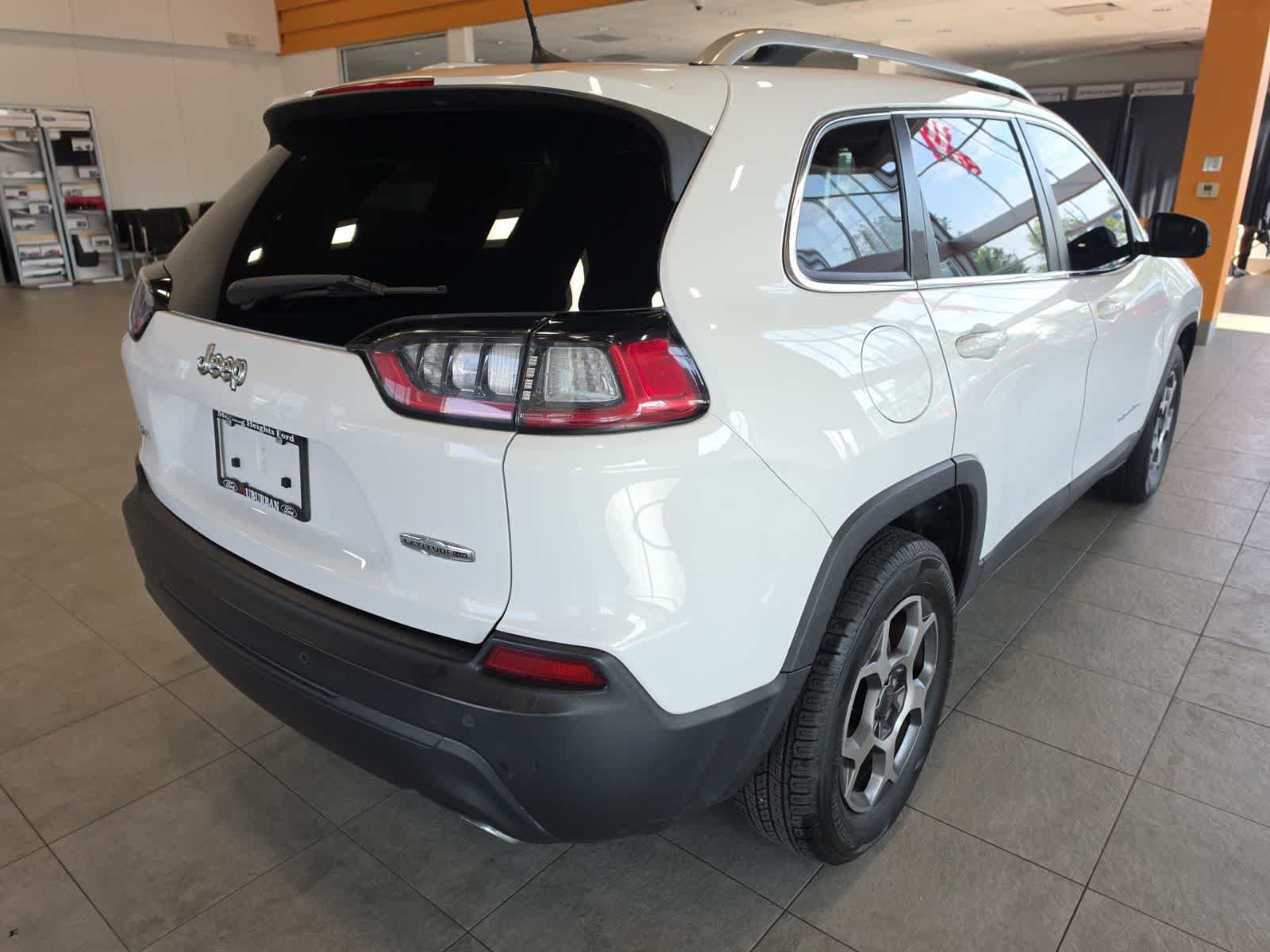 Used 2021 Jeep Cherokee Latitude Lux AWD/4WD image 8