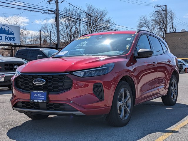 Certified 2024 Ford Escape ST-Line w/ Tech Pack #1 AWD/4WD image 8
