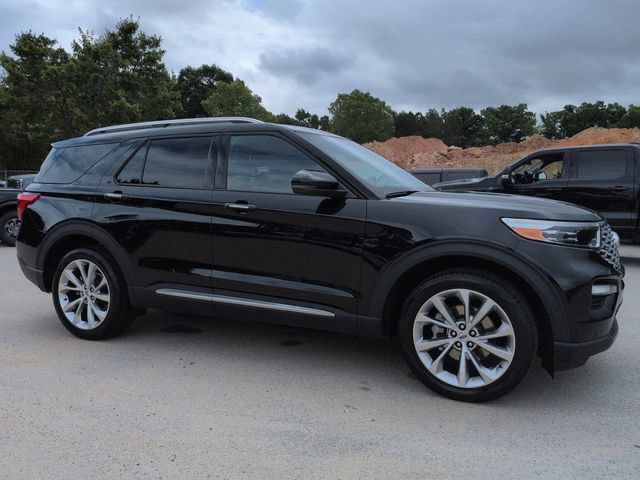 Certified 2023 Ford Explorer Platinum w/ Technology Package AWD/4WD image 2