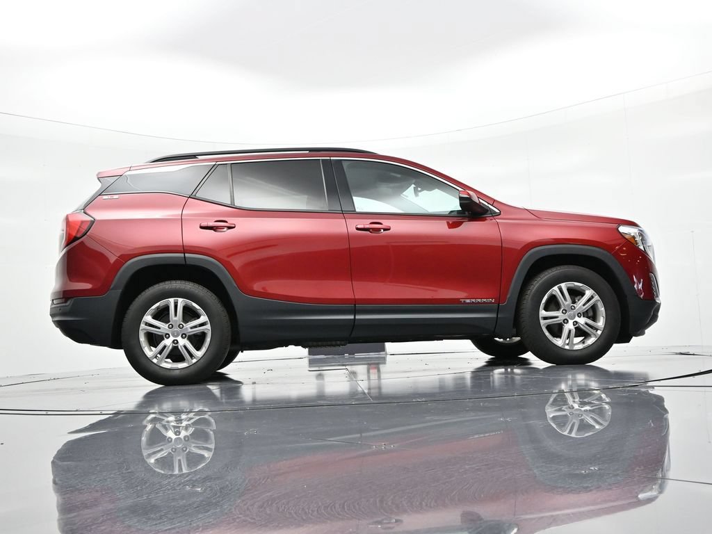 Used 2018 GMC Terrain SLE w/ Driver Convenience Package FWD image 23