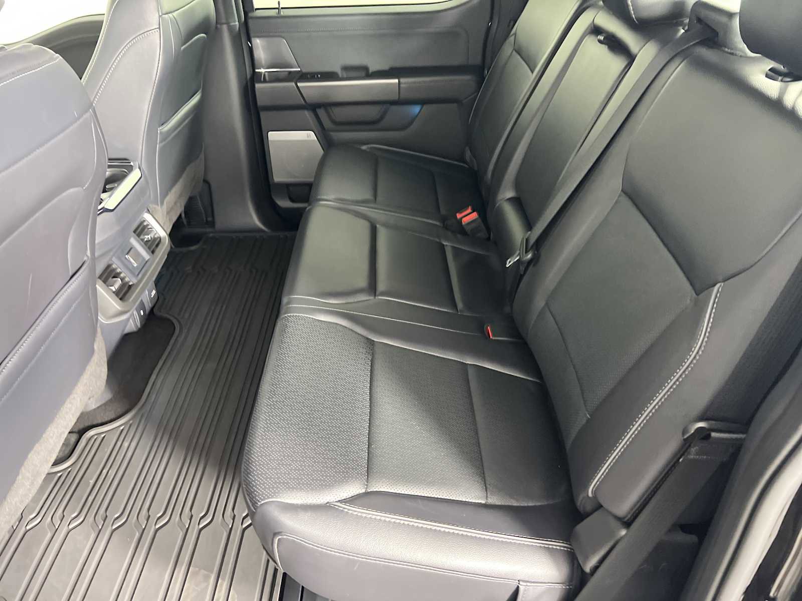 Certified 2024 Ford F150 Lariat w/ Bed Utility Package AWD/4WD image 27