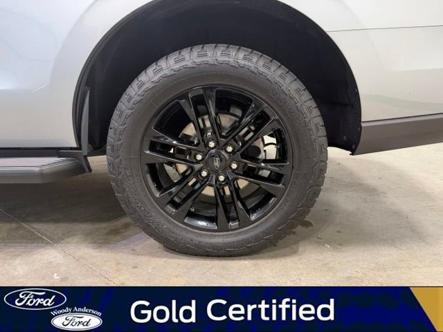 Certified 2024 Ford Expedition XLT RWD image 8
