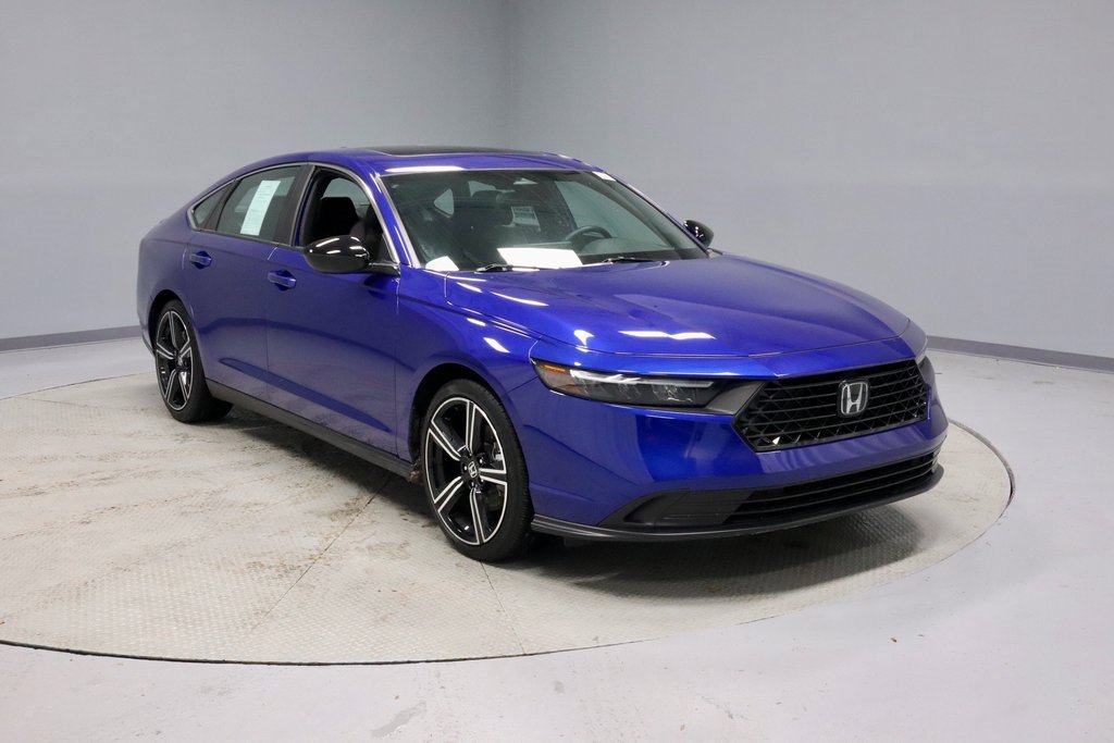 Used 2024 Honda Accord Sport image 1