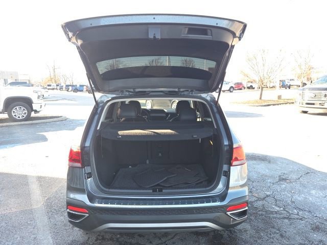 Used 2022 Volkswagen Taos SE image 11