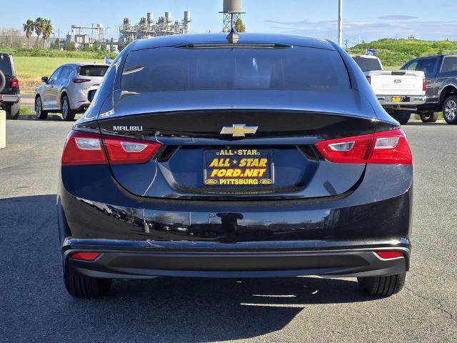 Used 2023 Chevrolet Malibu LS image 4