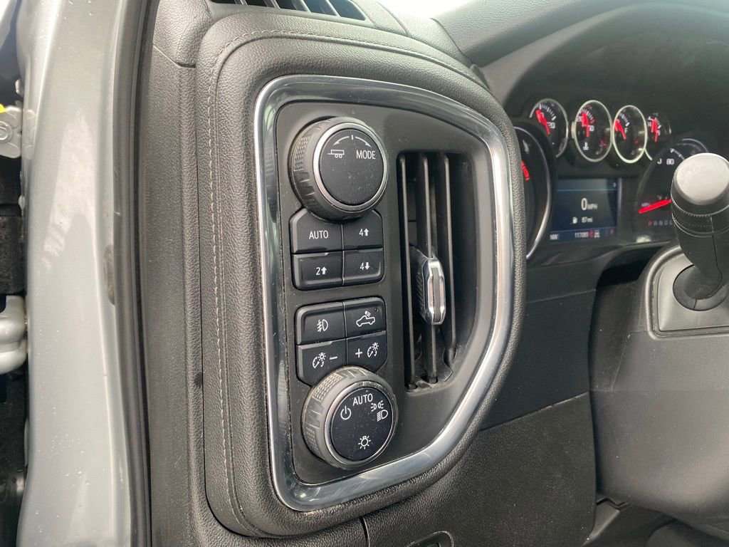 Used 2022 Chevrolet Silverado 1500 RST image 16