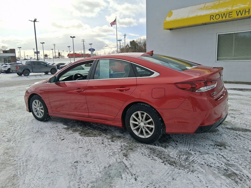 Used 2019 Hyundai Sonata SE w/ Cargo Package image 3