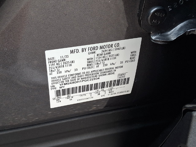 Certified 2023 Ford Explorer XLT w/ Equipment Group 202A AWD/4WD image 27
