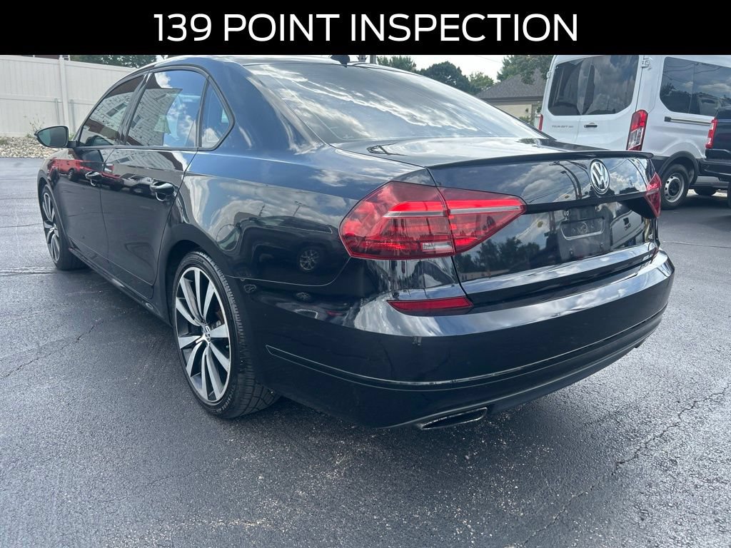 Used 2018 Volkswagen Passat 3.6 FWD image 4