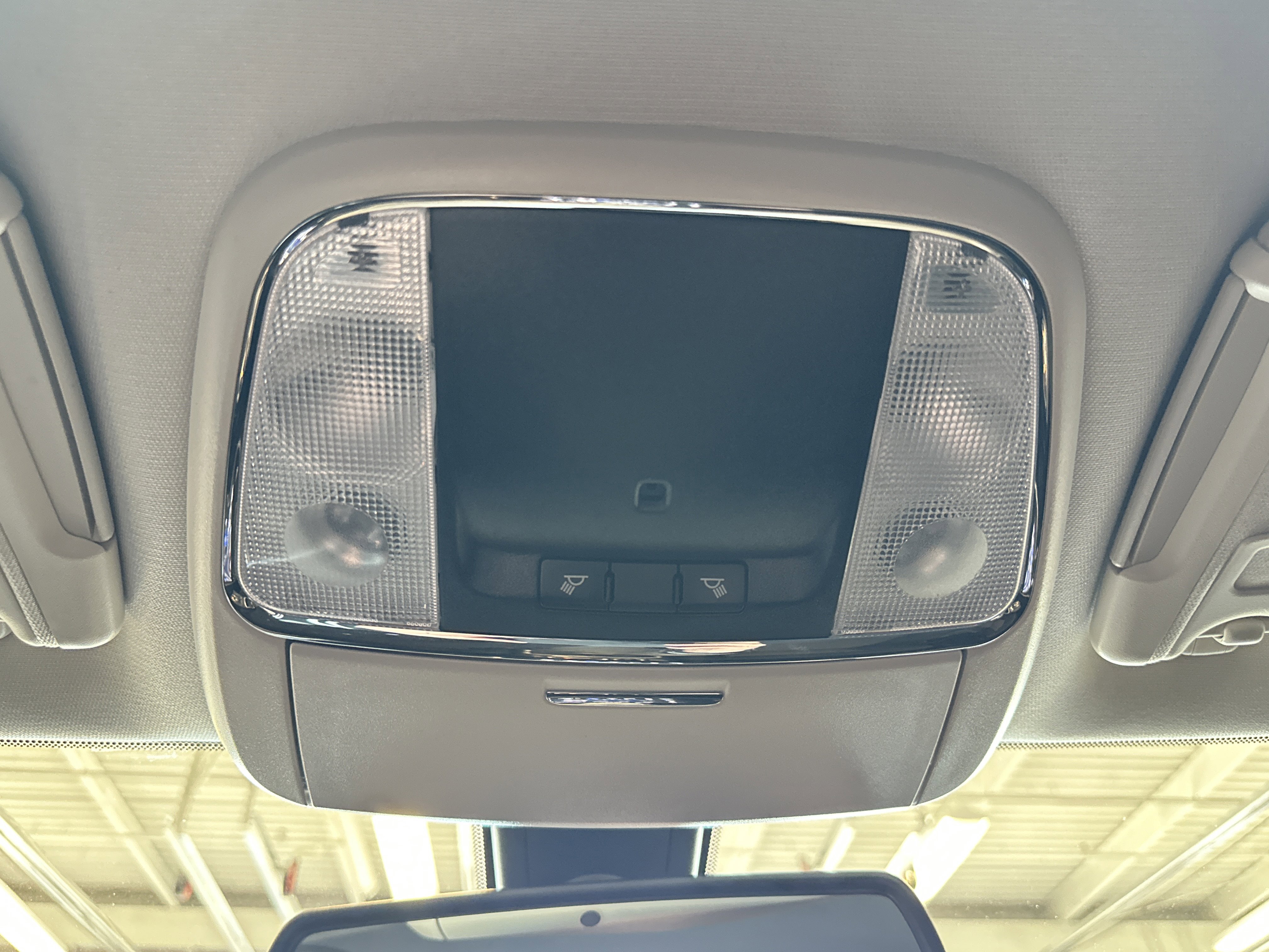 Used 2018 Chrysler 300 Touring w/ Sport Appearance Package image 35