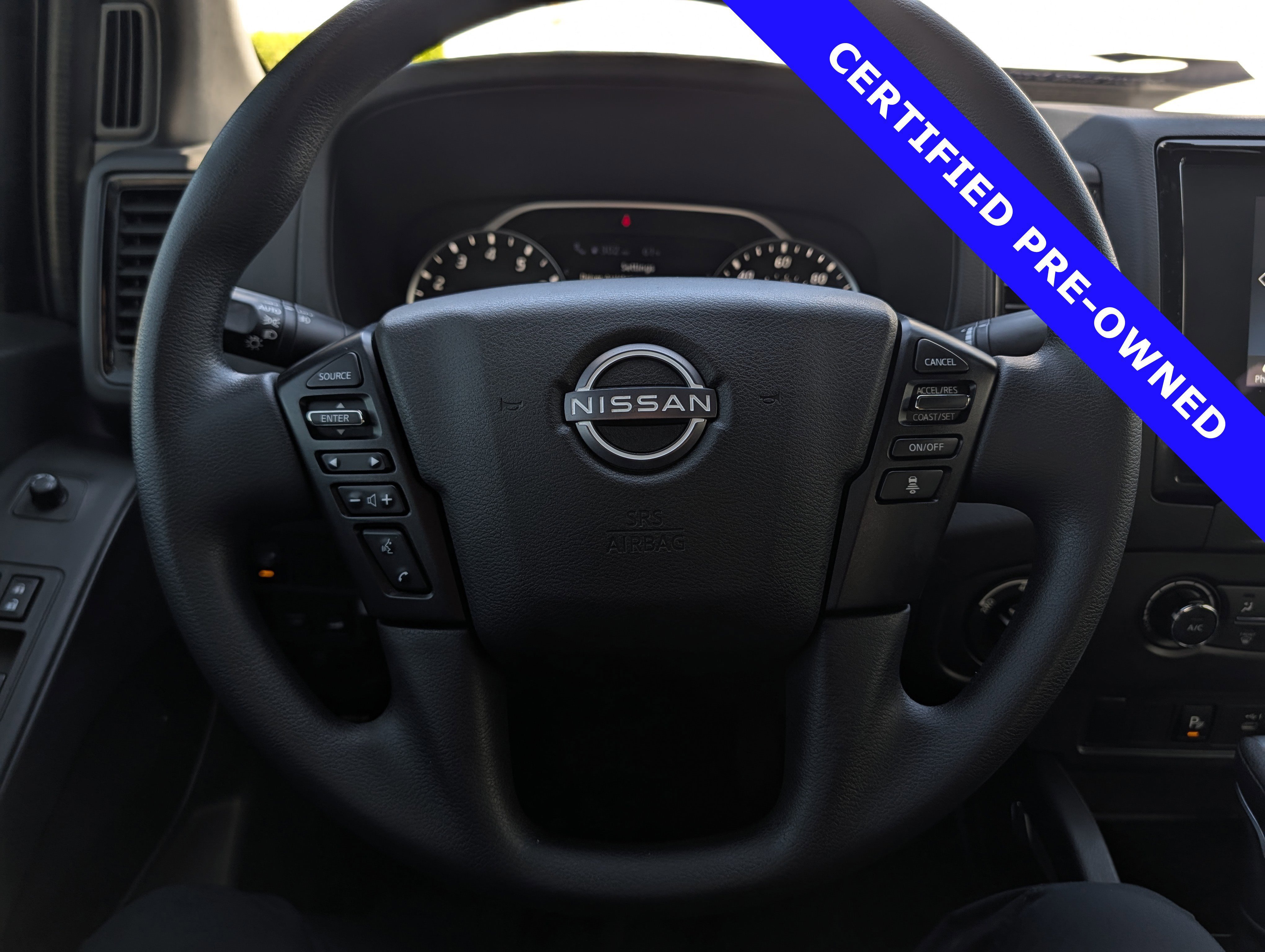 Used 2023 Nissan Frontier SV w/ Midnight Edition Package image 27