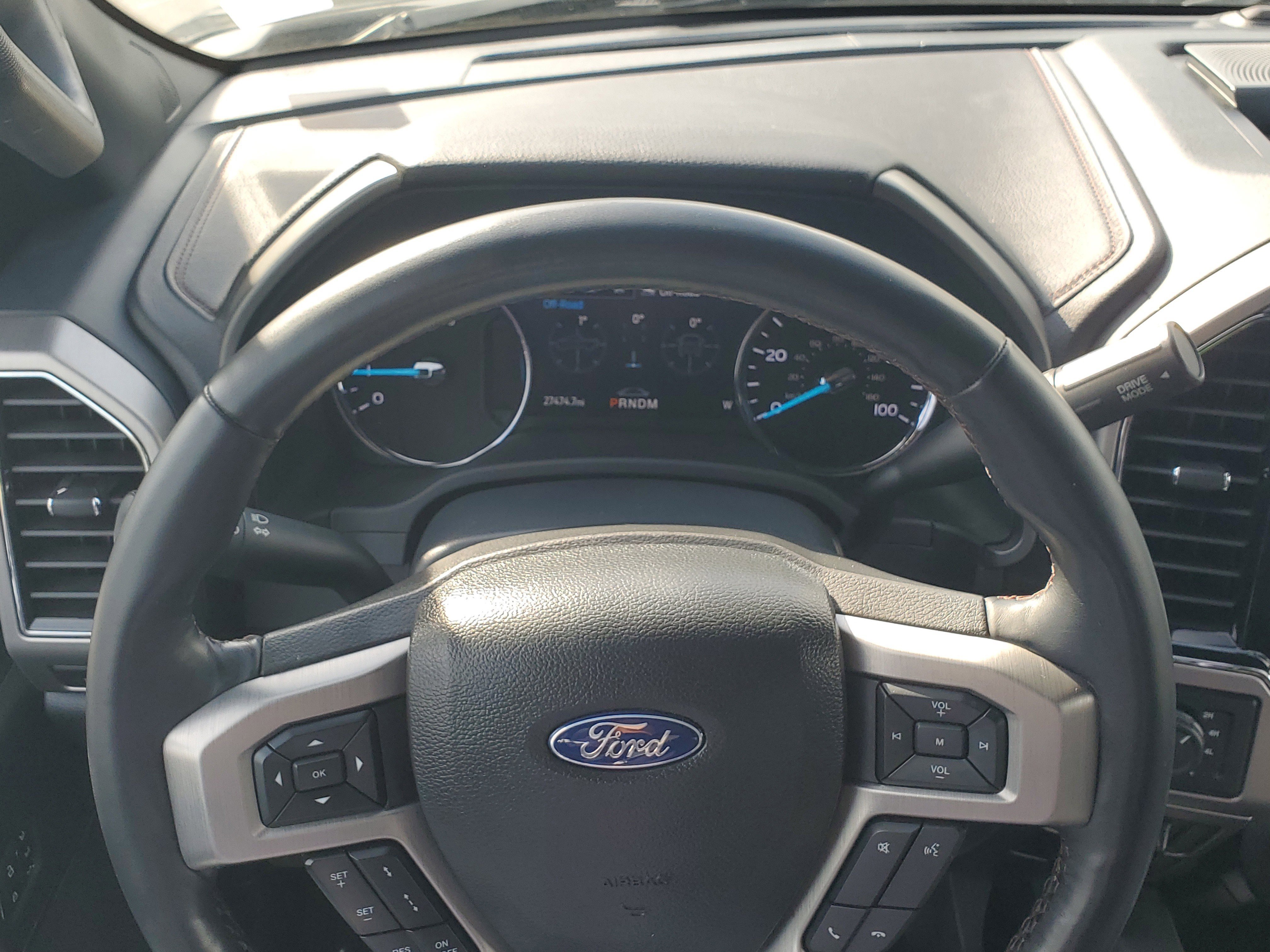 Certified 2022 Ford F450 Platinum w/ FX4 Off-Road Package image 21