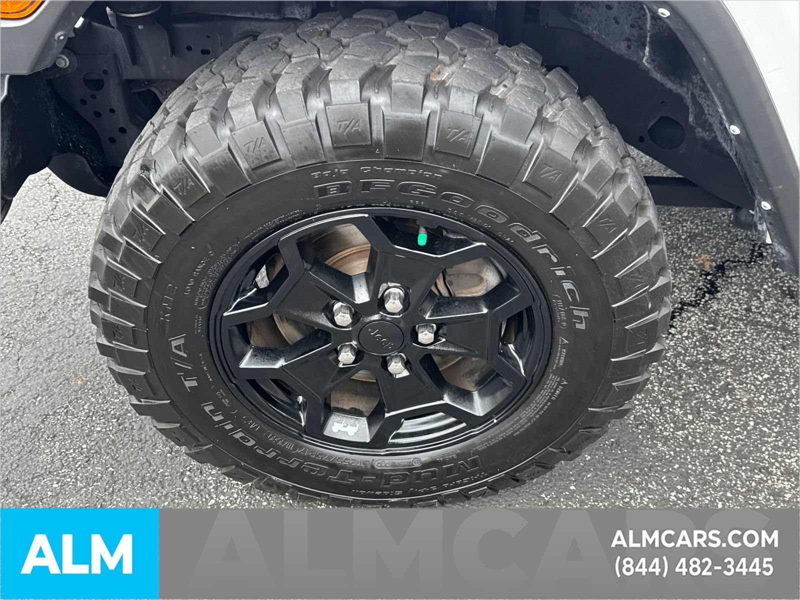 Used 2022 Jeep Gladiator Willys image 13