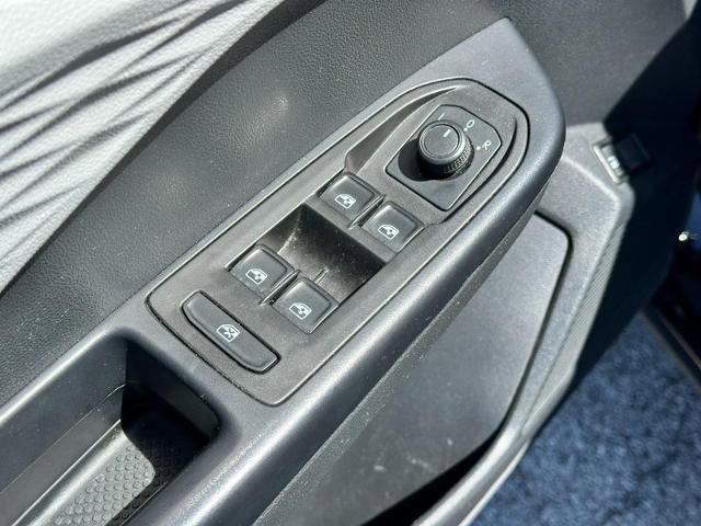 Used 2024 Volkswagen Taos S FWD image 16