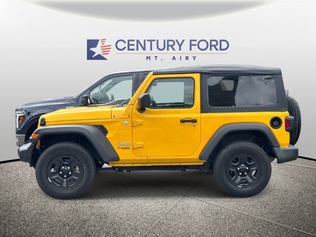 Used 2021 Jeep Wrangler Sport AWD/4WD image 4