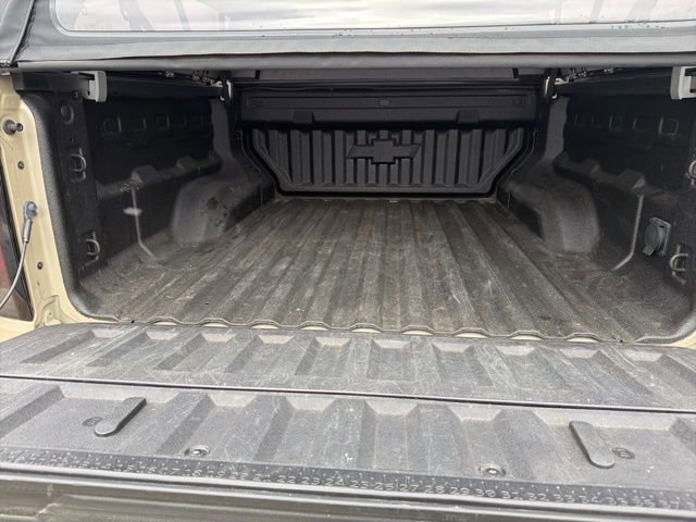 Used 2023 Chevrolet Colorado Z71 w/ Z71 Convenience Package 2 image 9