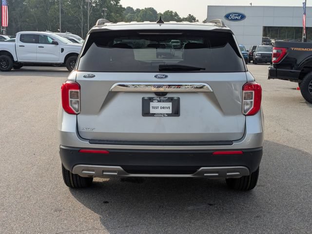 Certified 2023 Ford Explorer XLT w/ Equipment Group 202A RWD image 4