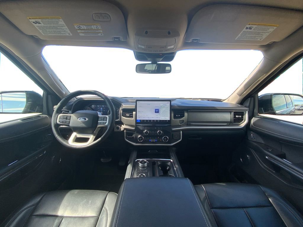 Certified 2023 Ford Expedition XLT image 15