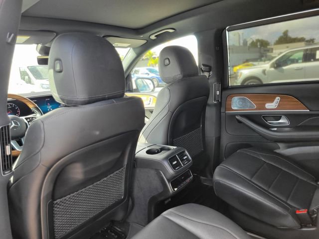 Used 2021 Mercedes-Benz GLS 450 4MATIC image 10