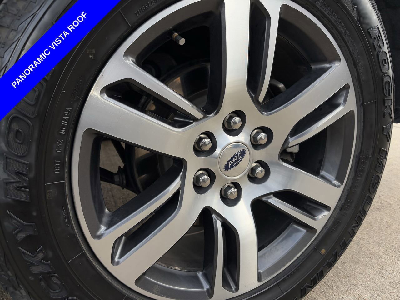 Certified 2024 Ford Expedition Limited image 12