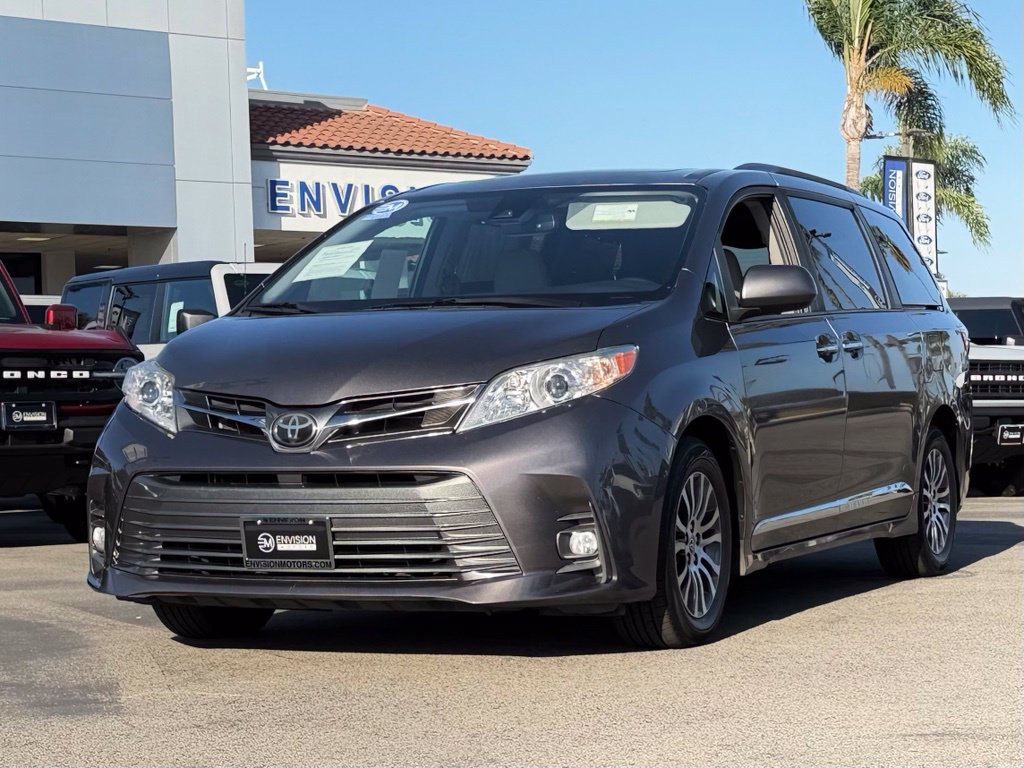Used 2020 Toyota Sienna XLE FWD image 4