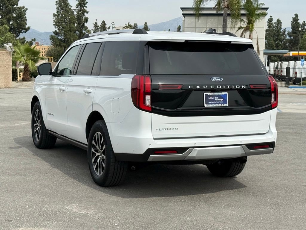 Certified 2025 Ford Expedition Platinum AWD/4WD image 5