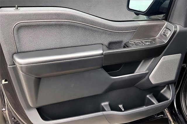 Certified 2021 Ford F150 Raptor w/ Equipment Group 801A High image 17