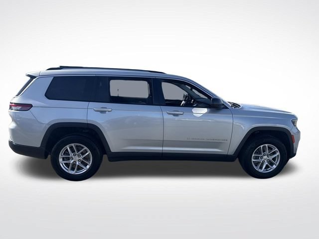 Used 2021 Jeep Grand Cherokee L Laredo w/ Luxury Tech Group I AWD/4WD image 10
