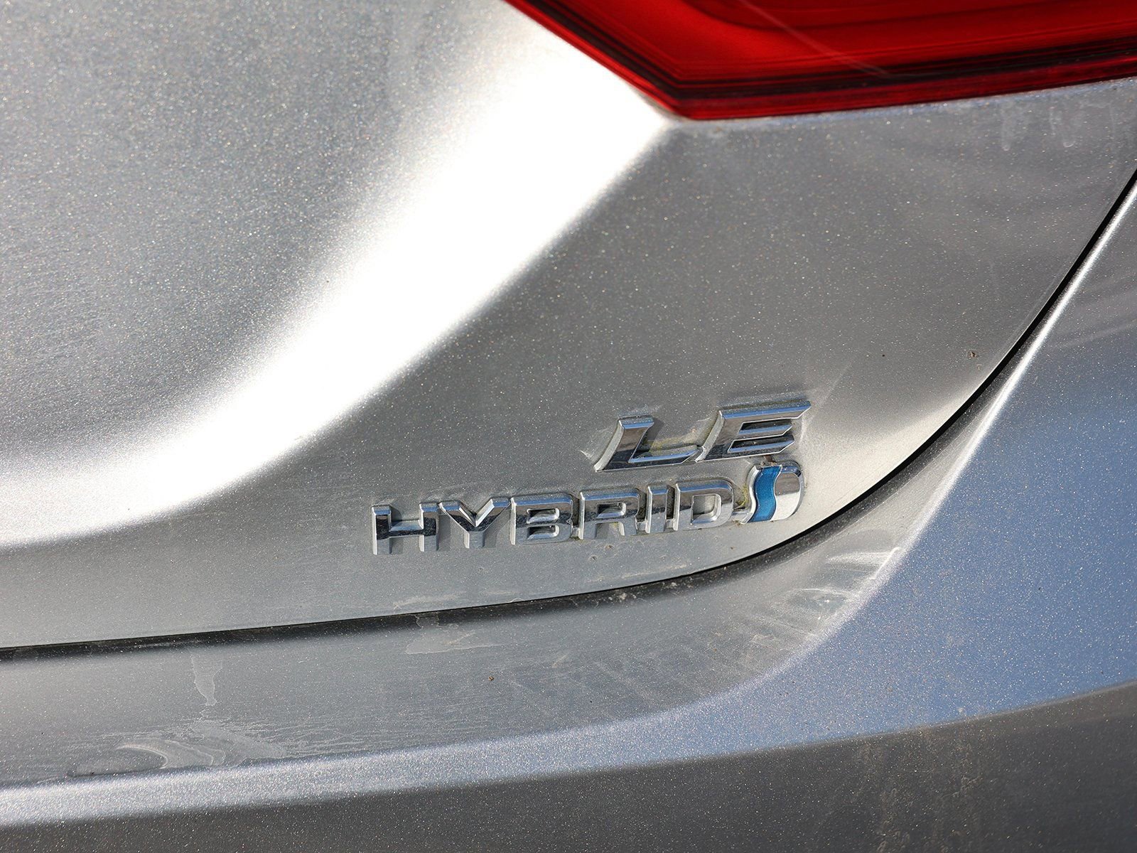 Used 2020 Toyota Camry LE image 10