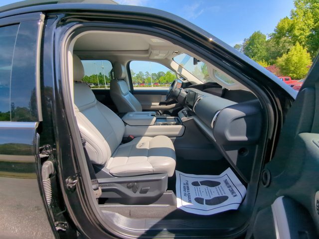 Certified 2025 Ford Expedition Active RWD image 37