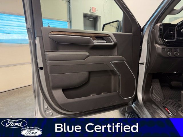 Used 2025 Chevrolet Silverado 1500 LT w/ Z71 Off-Road Package AWD/4WD image 22