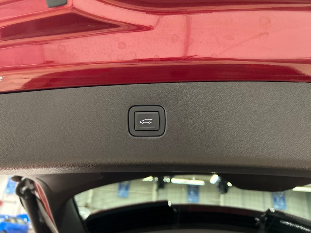 Used 2019 Chevrolet Blazer LT w/ Sun and Wheels Package AWD/4WD image 28