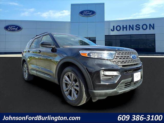 Certified 2022 Ford Explorer XLT w/ Equipment Group 202A image 1