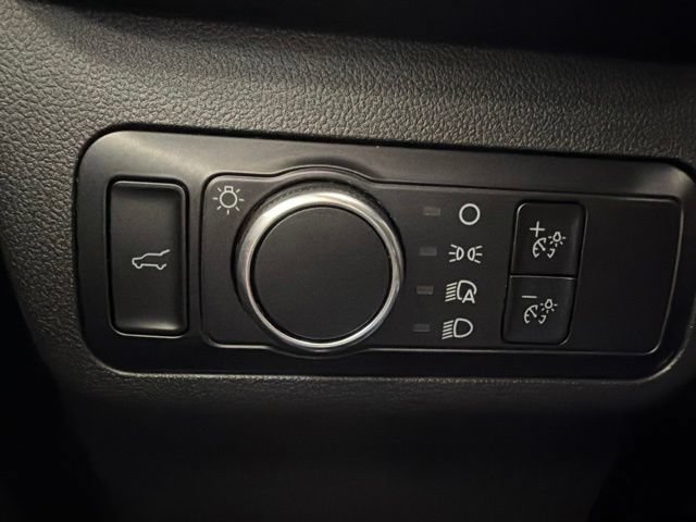Certified 2023 Ford Escape ST-Line w/ Tech Pack #1 AWD/4WD image 17