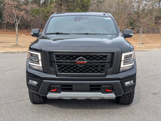 Used 2021 Nissan Titan PRO-4X w/ Pro-4x Convenience Package image 9