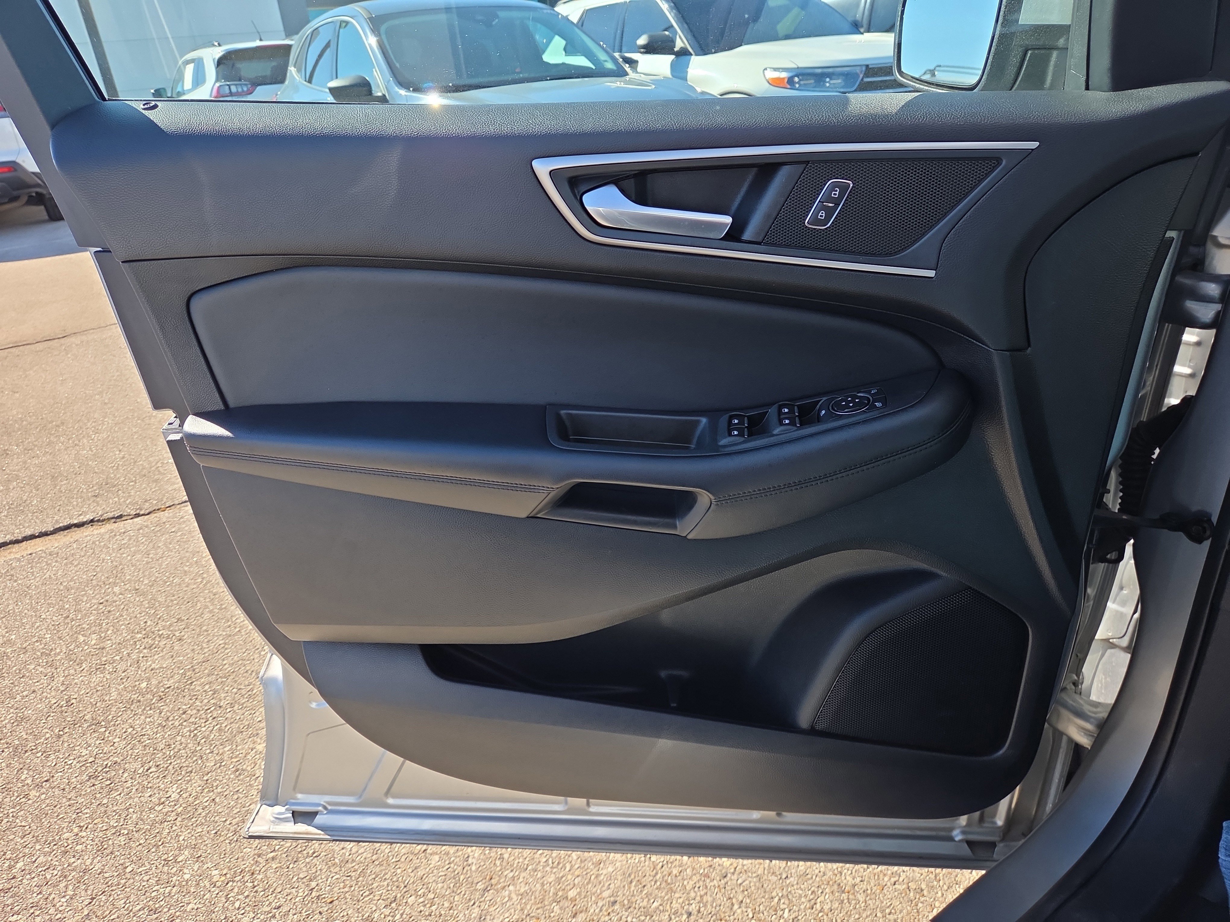 Certified 2023 Ford Edge SEL image 17