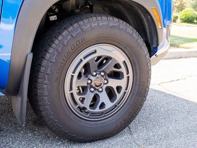 Used 2025 Nissan Frontier PRO-4X AWD/4WD image 8