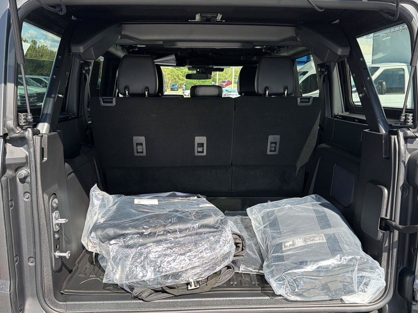 Certified 2025 Ford Bronco Badlands AWD/4WD image 35