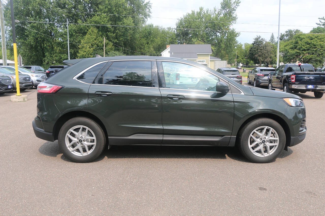 Certified 2024 Ford Edge SEL AWD/4WD image 2