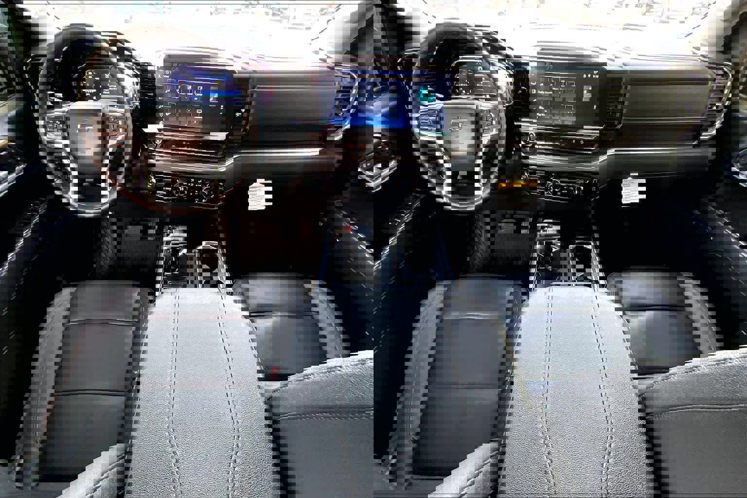 Used 2025 Chevrolet Silverado 1500 LT Trail Boss w/ Convenience Package II image 14