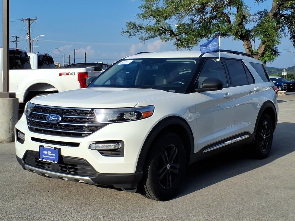 Certified 2020 Ford Explorer XLT w/ Equipment Group 202A AWD/4WD image 11