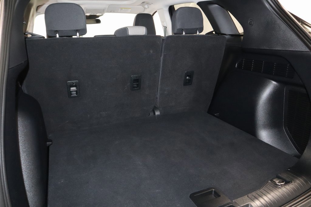 Certified 2022 Ford Escape SE w/ SE Sport Appearance Package image 17