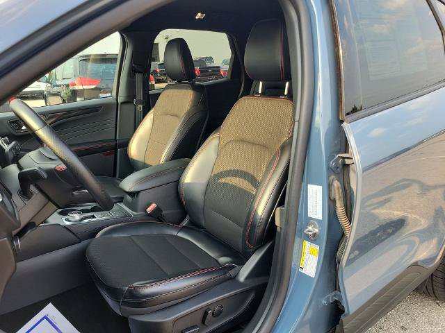 Certified 2025 Ford Escape ST-Line Select AWD/4WD image 17
