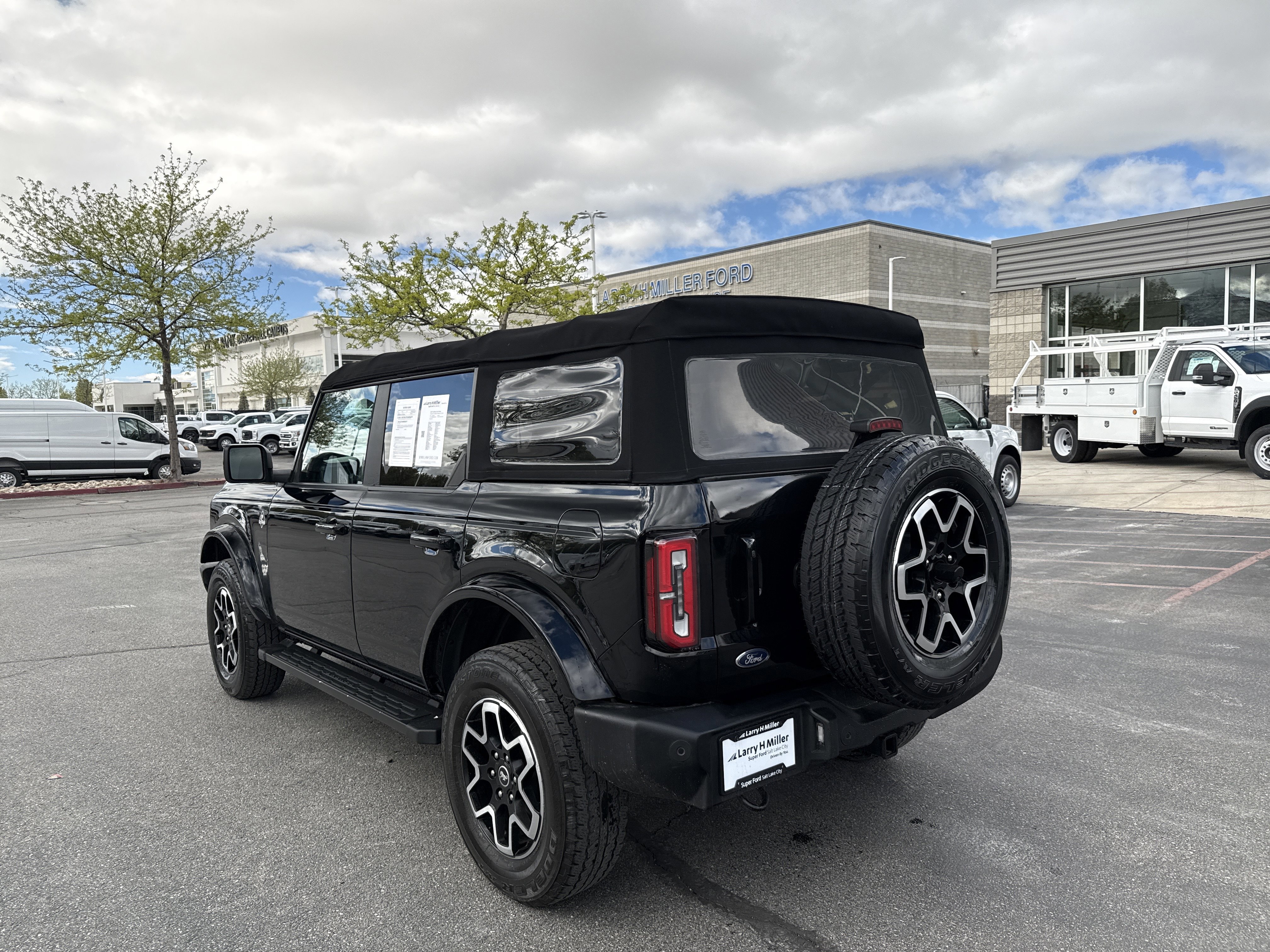 Certified 2022 Ford Bronco Outer Banks image 3