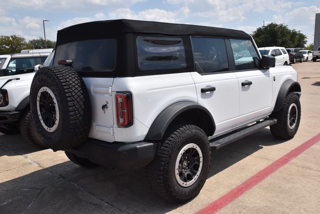 Certified 2023 Ford Bronco Big Bend w/ Sasquatch Package AWD/4WD image 5