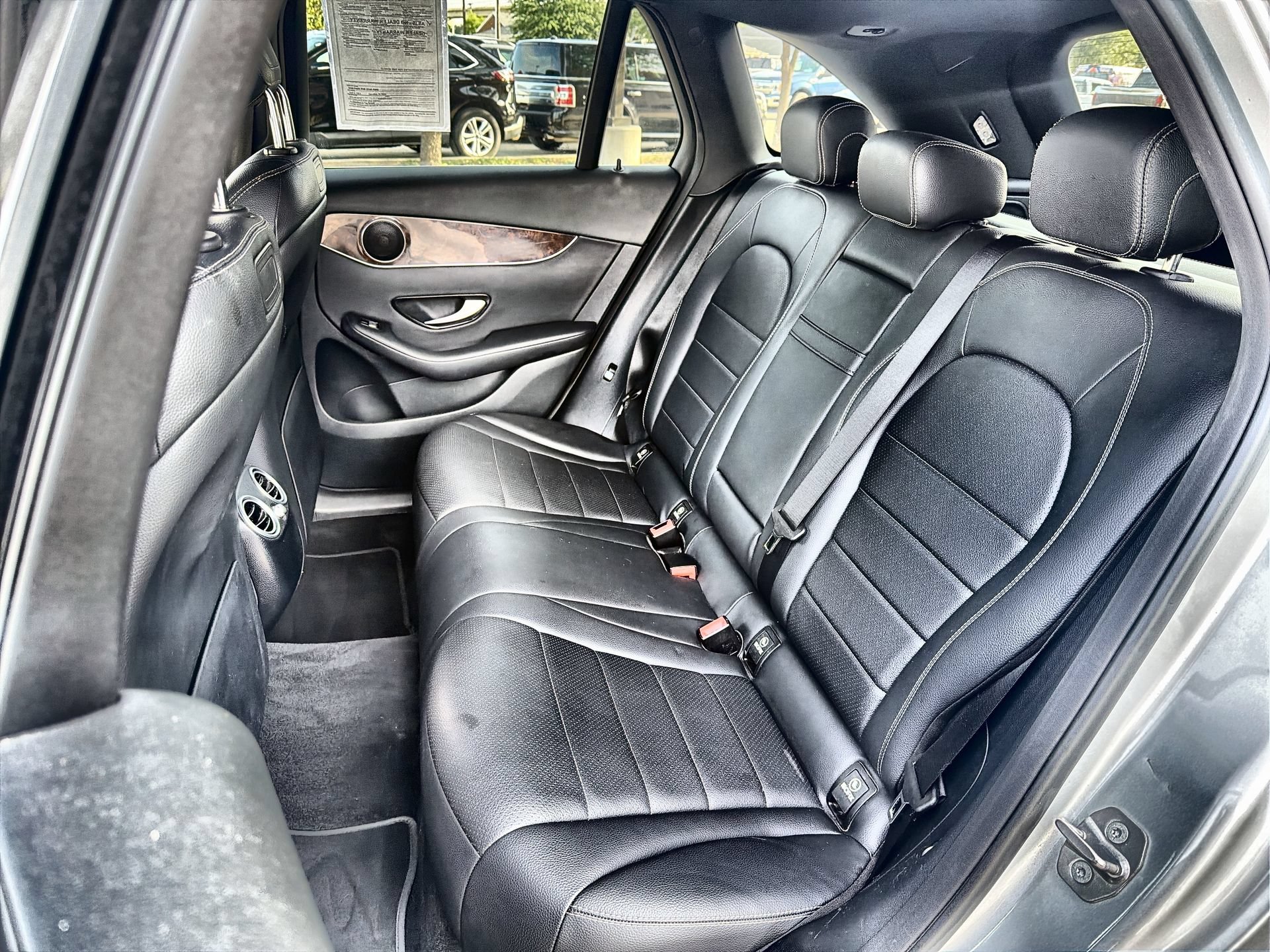 Used 2018 Mercedes-Benz GLC 300 image 22