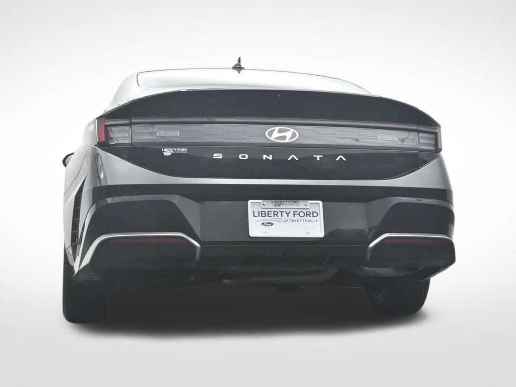 Used 2025 Hyundai Sonata SEL FWD image 45