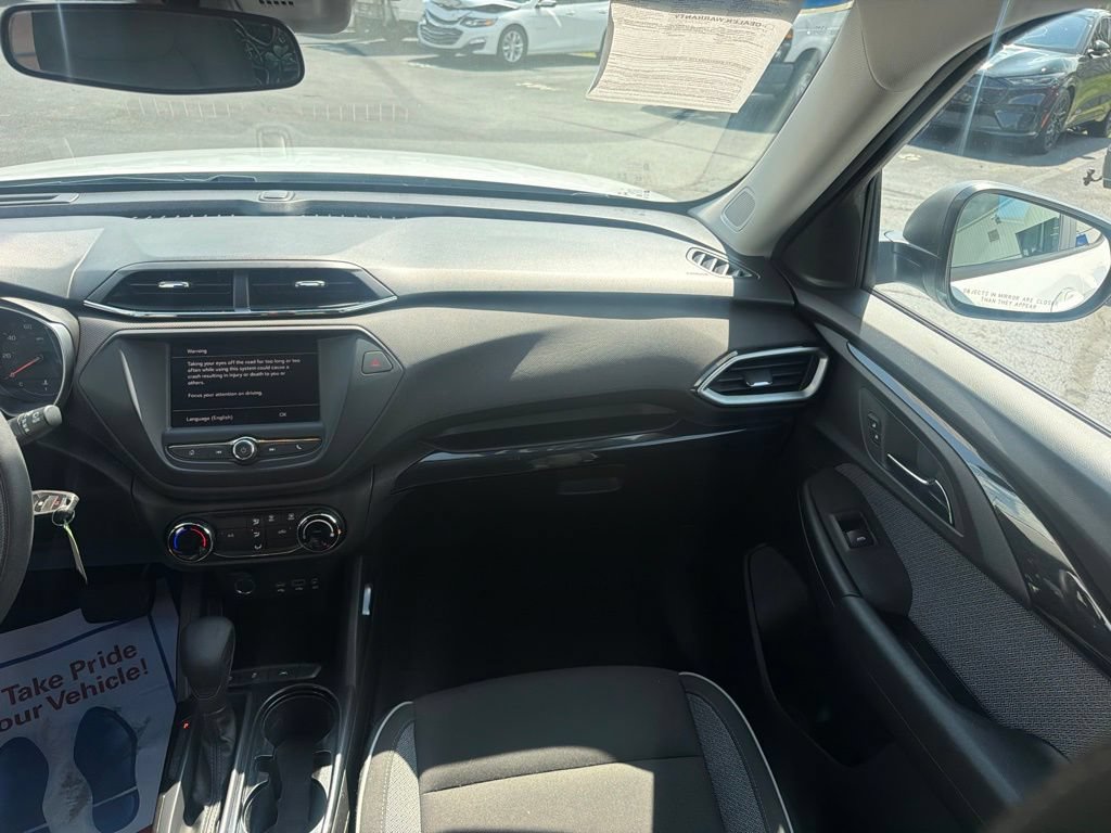 Used 2021 Chevrolet TrailBlazer LS FWD image 21